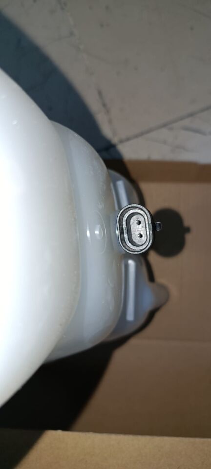 Opel Omega B Radyatör Yedek Su Deposu genleşme kabı soğutma suyu deposu. Sensörlü Tip x20xe x22xe x25xe x30xe