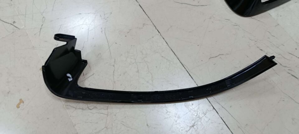Opel Omega B Far Kaşı Sol Depo Marka