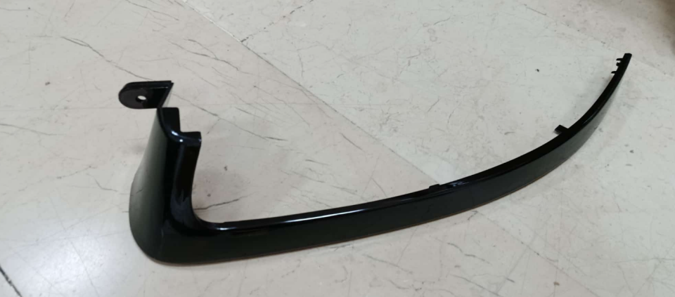Opel Omega B Far Kaşı Sol Depo Marka