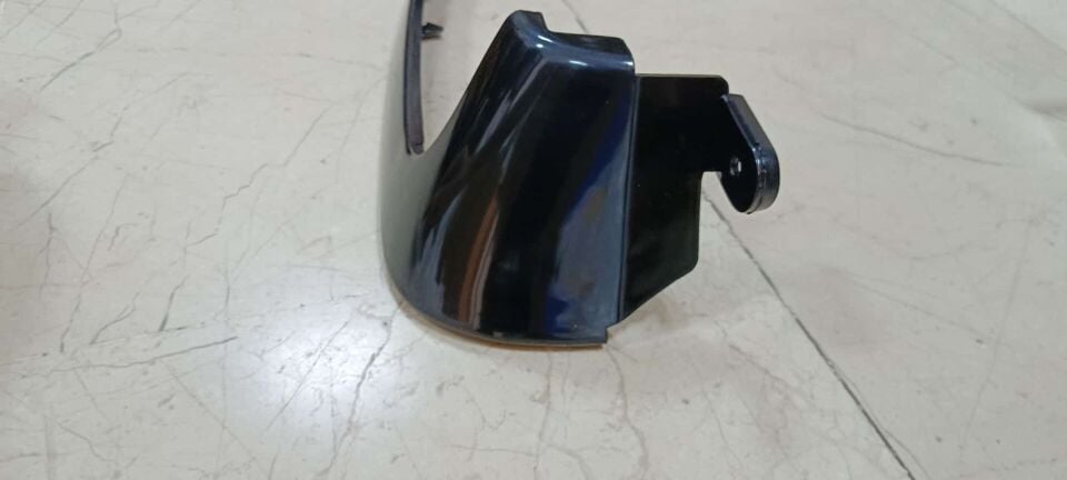 Opel Omega B Far Kaşı Sağ Depo Marka