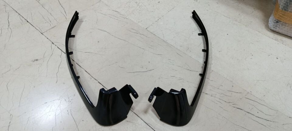 Opel Omega B Far Kaşı Sağ Depo Marka 1312688
