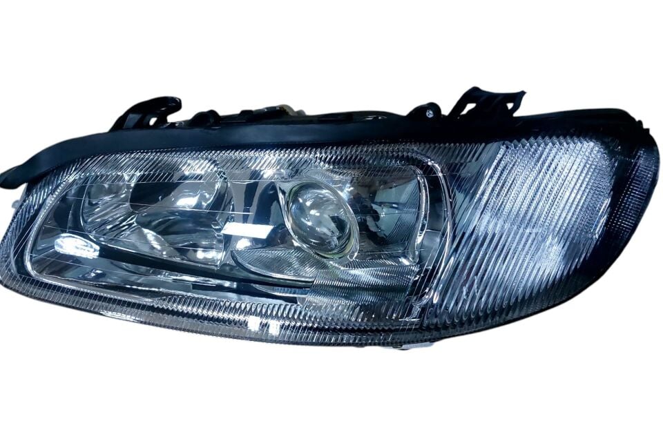 Opel Omega B Sol Far Şöför tarafı  Mercekli tip 99-02 arası  Bfl kasa Depo Marka Sol Far