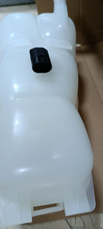 Opel Omega B Radyatör Yedek Su Deposu genleşme kabı soğutma suyu deposu. Sensörlü Tip x20xe x22xe x25xe x30xe