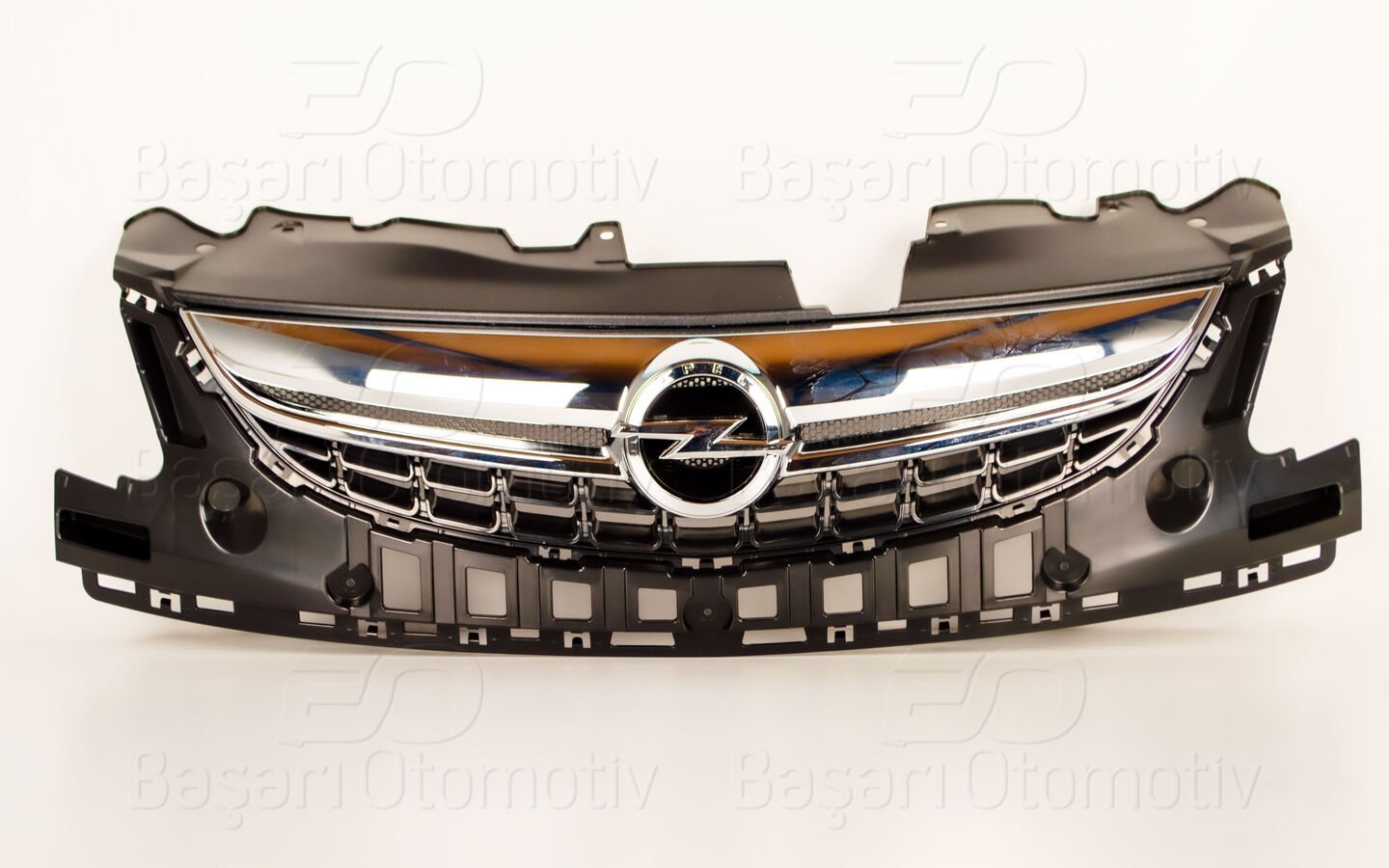 Opel Corsa D 2011 -  2015 arası  Ön Panjur Nikelajı Ön Panjur Nikelajı / Ön Panjur Çıtası / Ön panjur komple