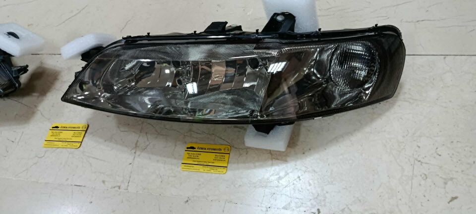 Opel Vectra B Makyajlı Far Takımı Füme Koyu Camlı 1216053 1216054