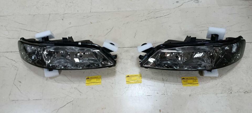 Opel Vectra B Makyajlı Far Takımı Füme Koyu Camlı 1216053 1216054