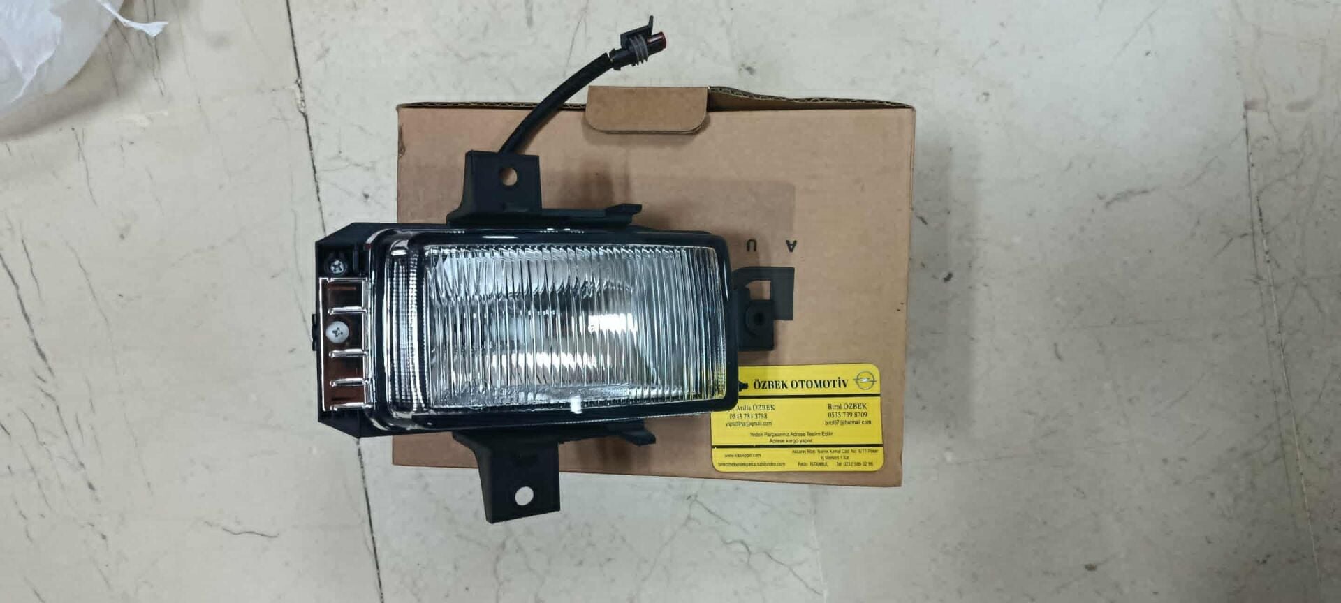 Opel Omega B  Sağ  Sis Farı  94-98 B1 Kasa 6710086 6710087