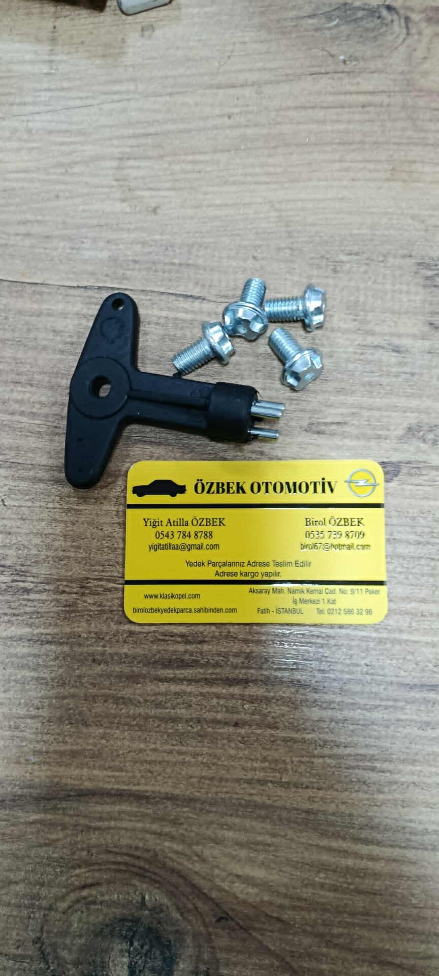 Opel Astra G  Vectra B Jant Kapak Kilit Seti