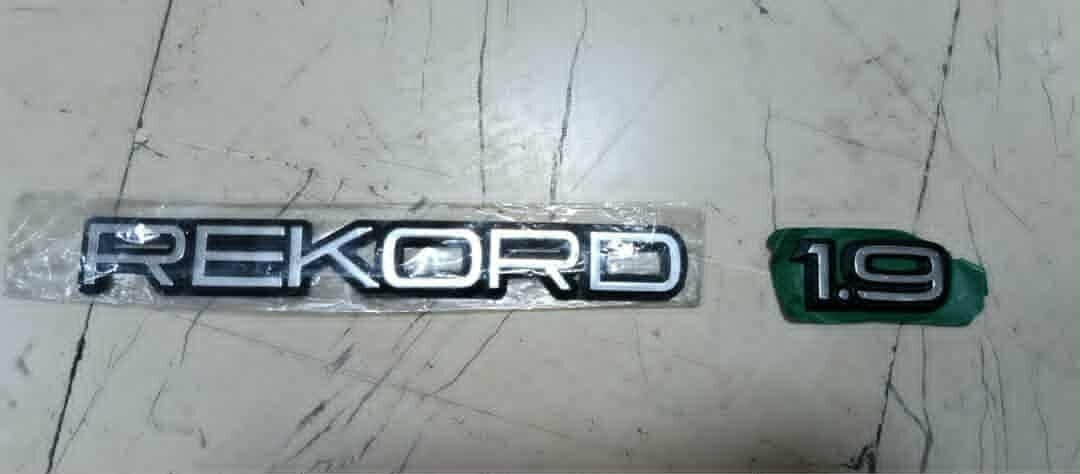 Opel Rekord Ve 1.9 Arma Amblem Yazı
