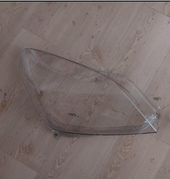 Opel Astra H Sağ Far Camı
