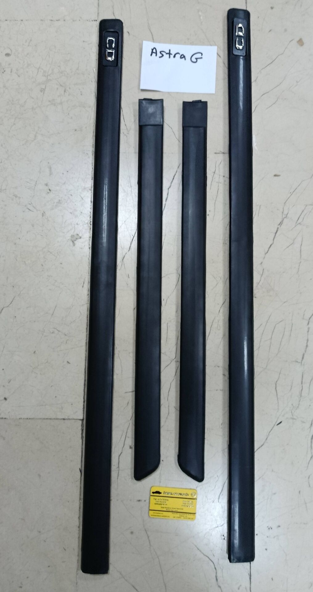 Opel Astra G Kapı Çıta Takımı. Astra G Kapı Bandı CD Armalı 172951