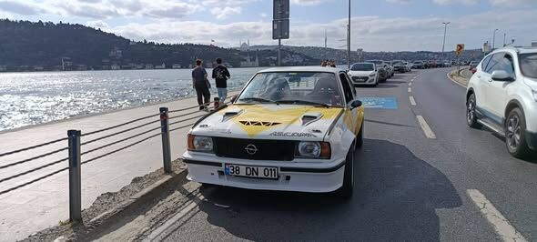 Opel Ascona 400 Stiker Seti Takımı 4 Parça Set. Orjinal Fabrika Boyutunda.