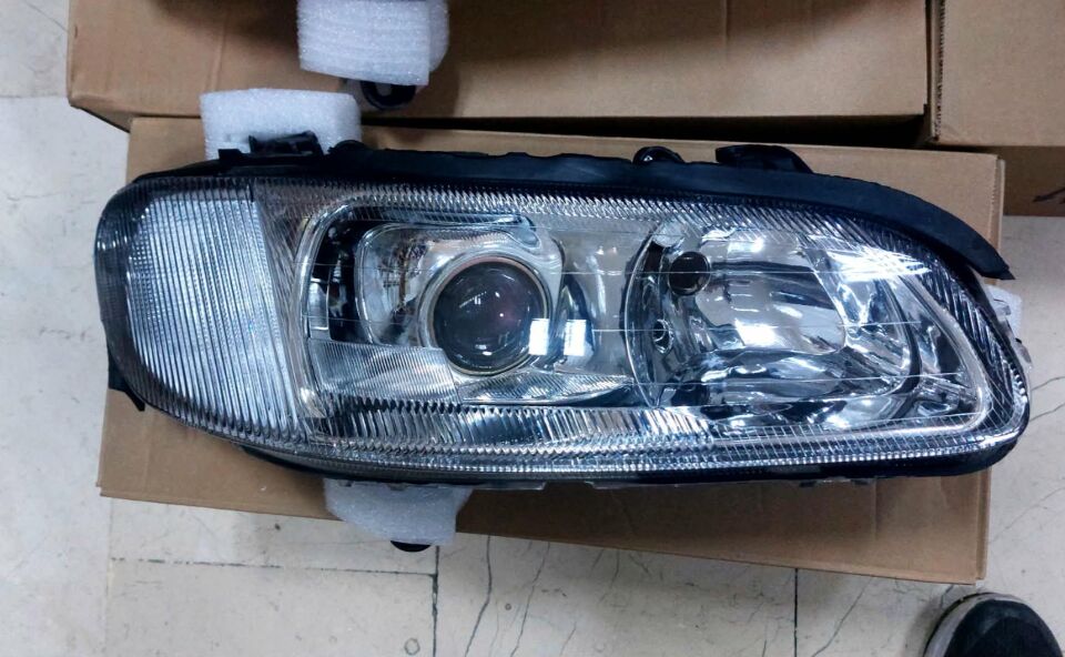 Opel Omega B 94-99 Mercekli Tip Far Takımı 1216340 1216341