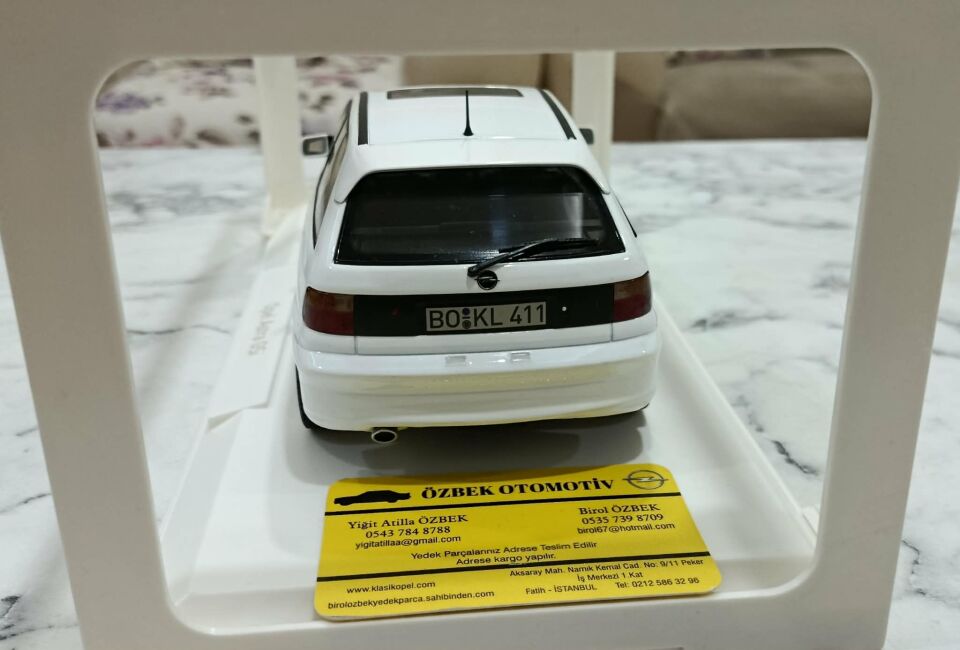 Opel Astra F GSİ Plakalık Bagaj Montaj Aparatı İle