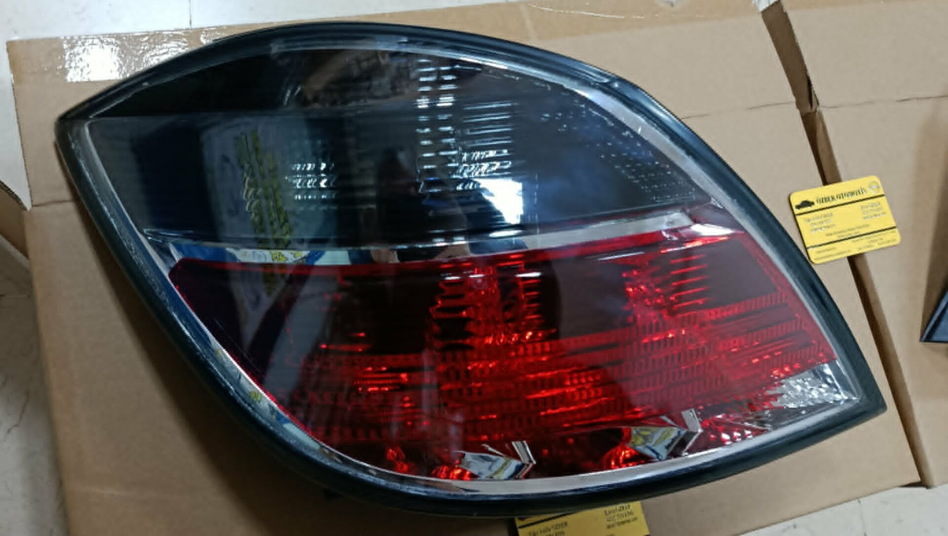 Opel Astra H Hb Füme Sol Stop   2007 2013 ARASI   1222355 / 93190306 / 94709851