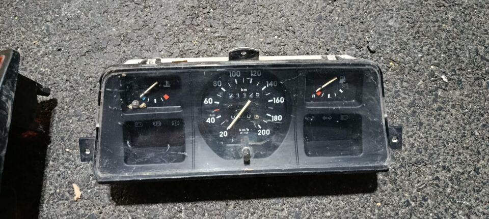 Opel Corsa A Kadett D E Ascona C Gösterge Saati W1125
