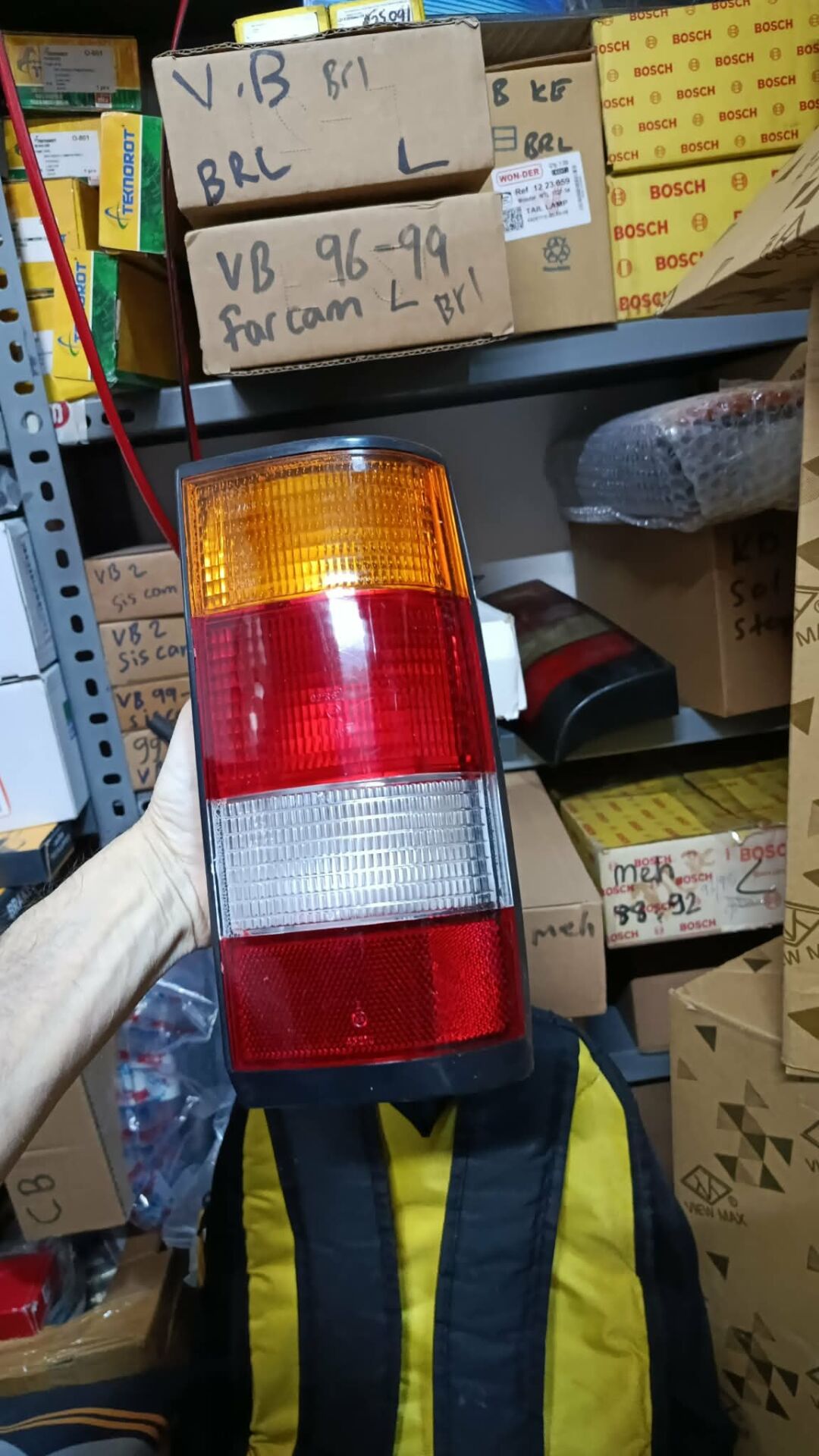 Opel Kadett D Sağ Stop Sıfır Ürün 79-84 Arası