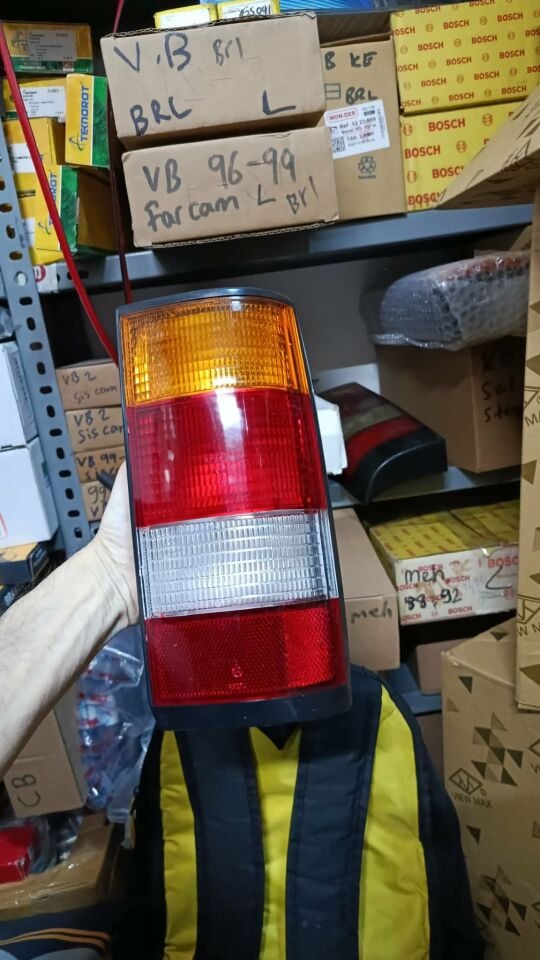 Opel Kadett D Sağ Stop Sıfır Ürün 79-84 Arası