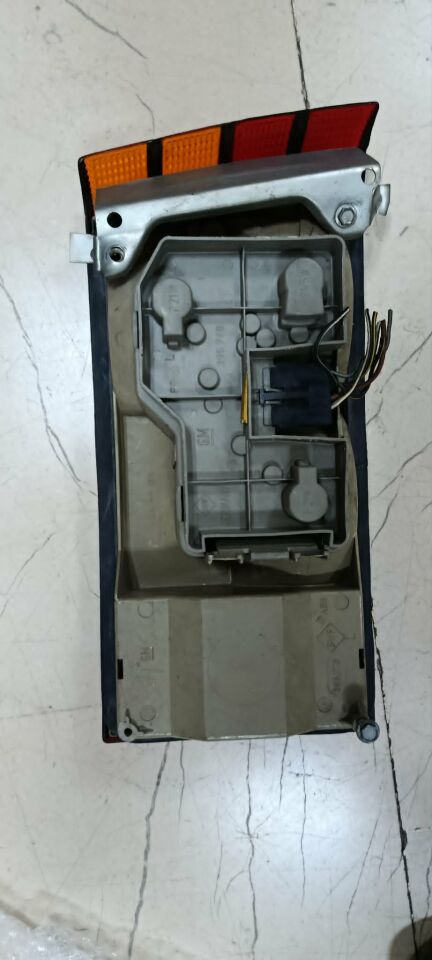 Opel Ascona C Sol Stop Orijinal Çıkma Duyusu Üzerinde