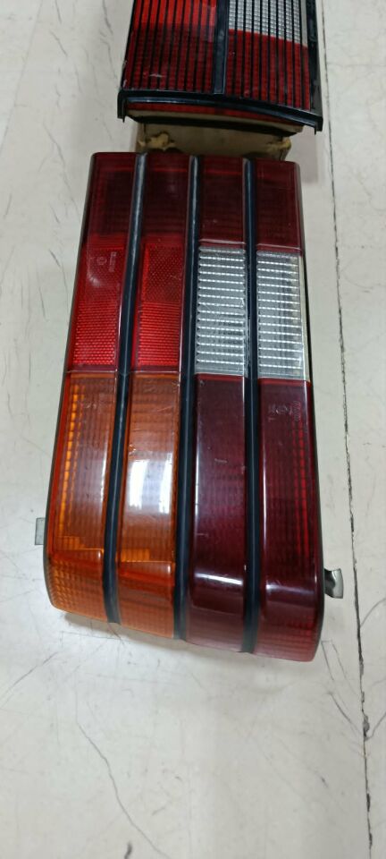 Opel Ascona C Sol Stop Orijinal Çıkma Duyusu Üzerinde