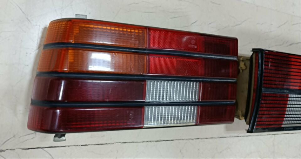 Opel Ascona C Sol Stop Orijinal Çıkma Duyusu Üzerinde