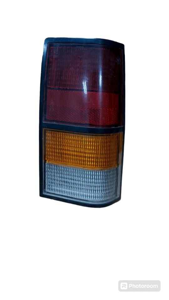 Opel Corsa A 1982-1992 Arası Sağ Stop Lambası - Kusursuz