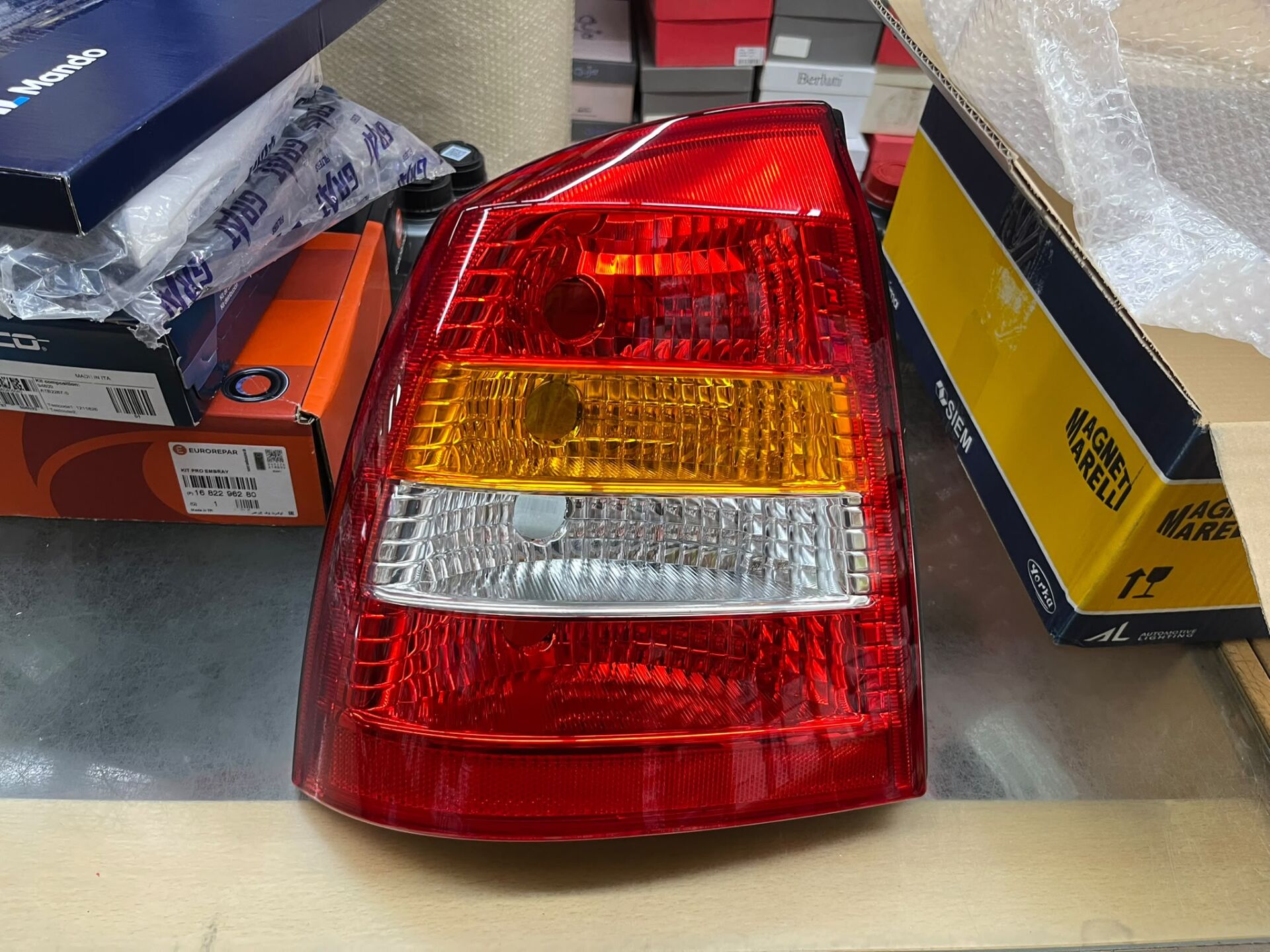 Opel Astra G Sedan Stop Sol Magnetti Marelli Marka 6223023