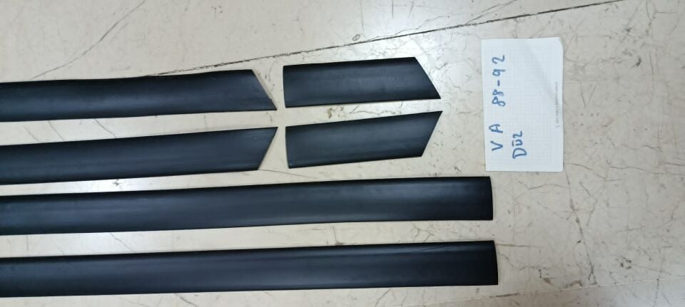 Opel Vectra A Kapı Çıtaları Takım 6 Parça Düz Tip