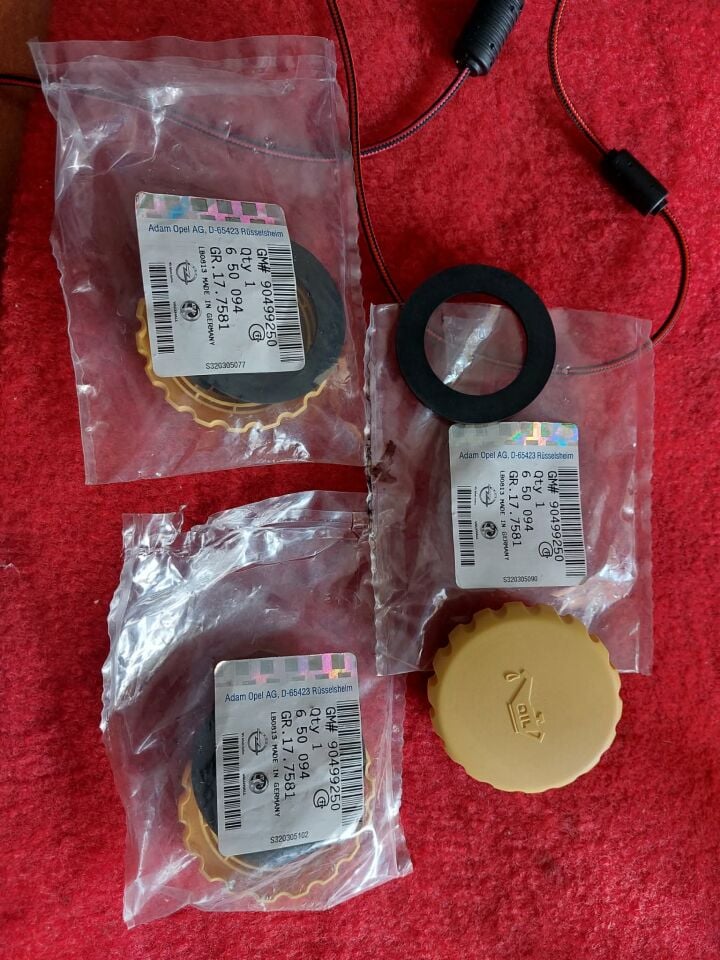 Opel Vectra A, Ascona C, Kadett D E Motor Yağ Kapağı (GM Marka, Alman Malı) 90499250