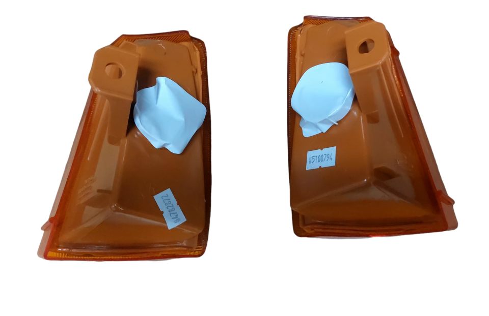 Opel Kadett E Sinyal Takımı Sarı Sağ + Sol Depo Marka