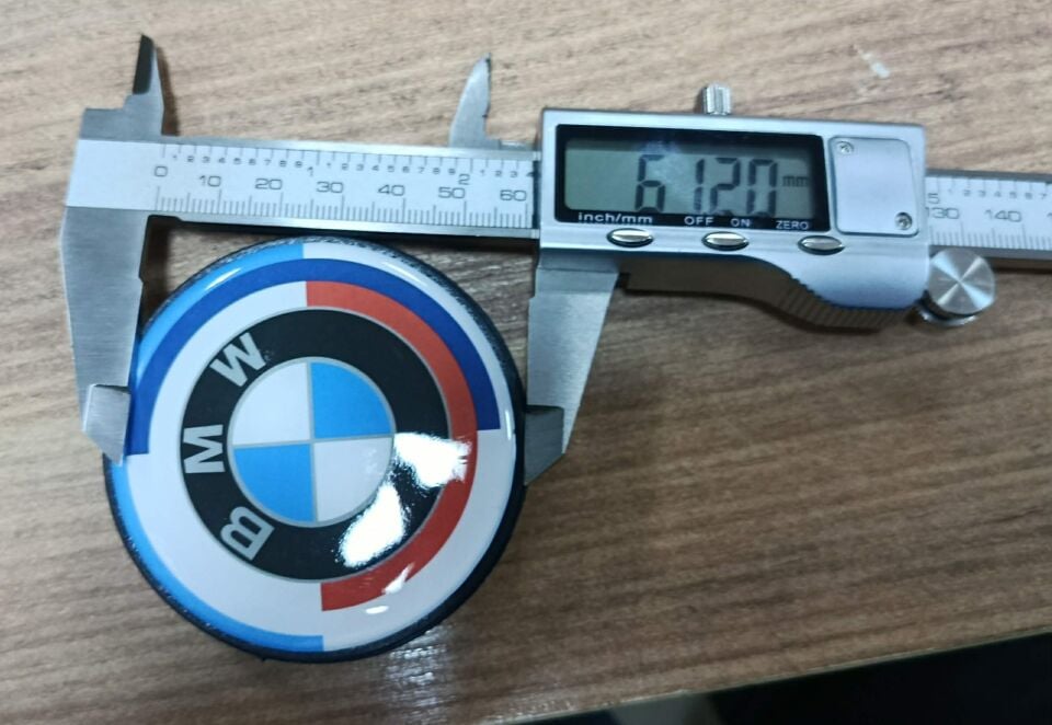 BMW 50. Yıl 4 ADET JANT KAPAĞI TAKIM Logo Amblem