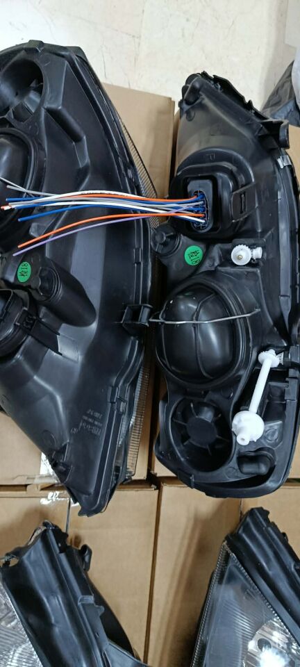OPEL ASTRA G  MERCEKLİ FAR TAKIM İÇİN FAR SOKETİ 2 ADET
