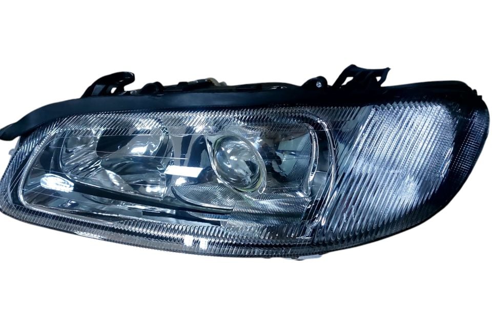 Opel Omega B Xenon Mercekli Ön Sağ Sol Far Takımı Depo Marka 99-02 arası kasa Depo Marka