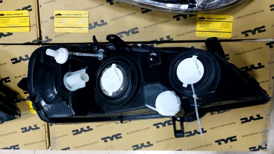 Opel Astra G Far Takımı (Sağ ve Sol) - TYC Marka Şeffaf Tip 1216156 1216157